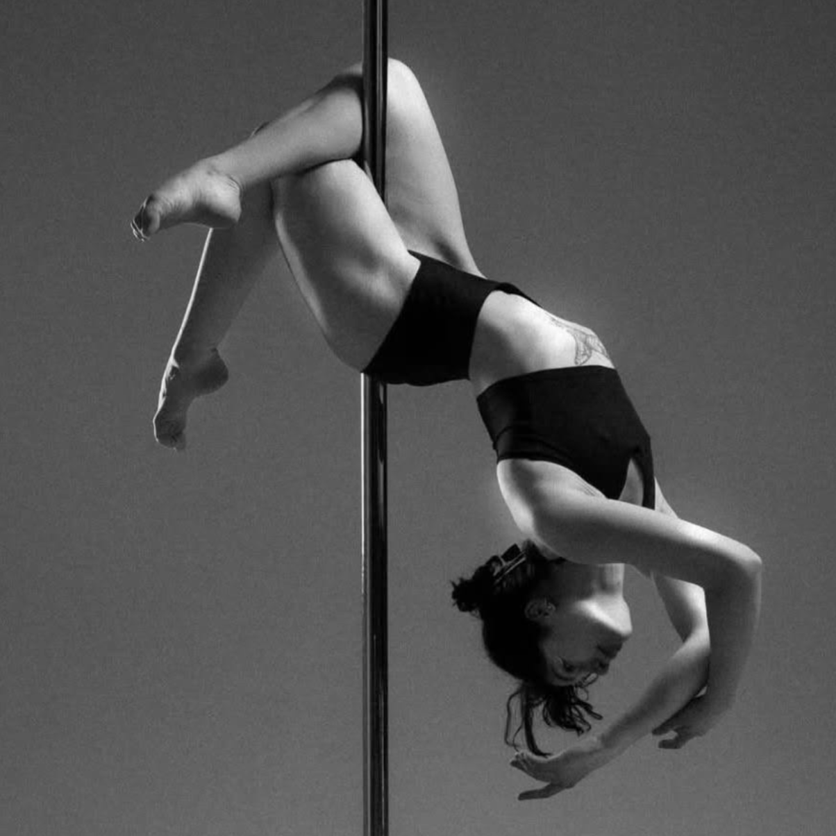 Corso di pole dance per adulti a Missaglia (Lecco)